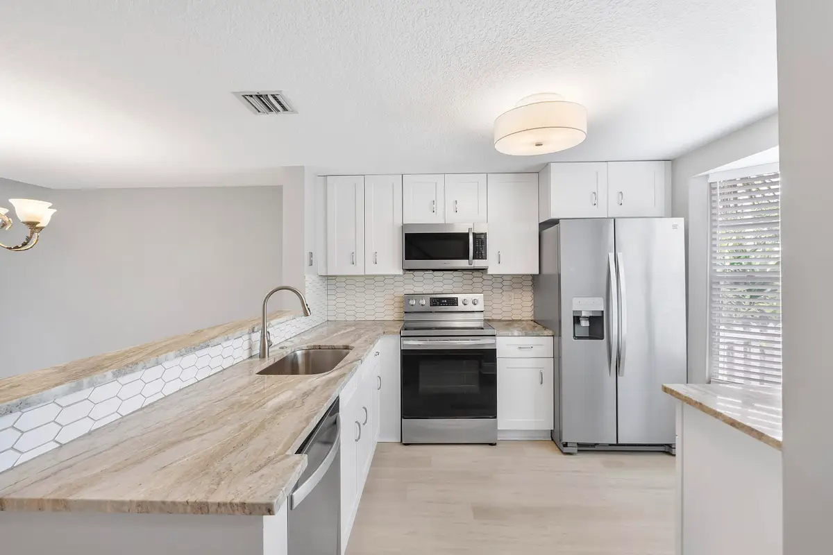 185 SW 3rd Street, Pompano Beach, FL 33060 - #1