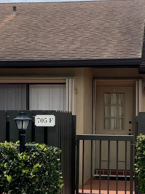 705 Sunny Pine Way #F, Greenacres, FL 33415