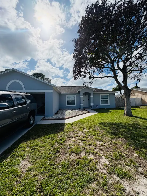1330 SW Empire Street, Port St Lucie, FL 34983