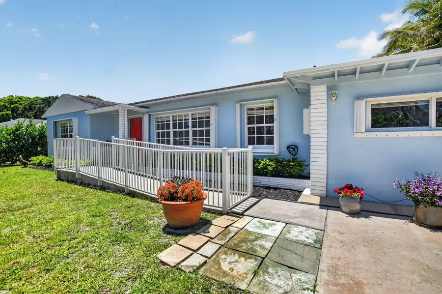 277 NW 3rd Court, Boca Raton, FL 33432 - #2