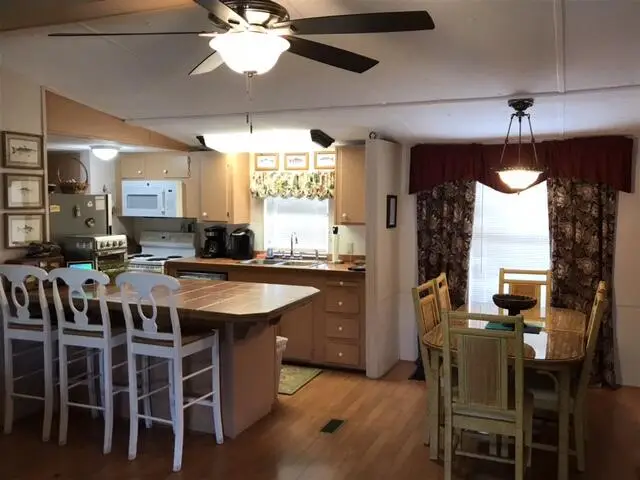 1038 8th Street, Okeechobee, FL 34974 - #3