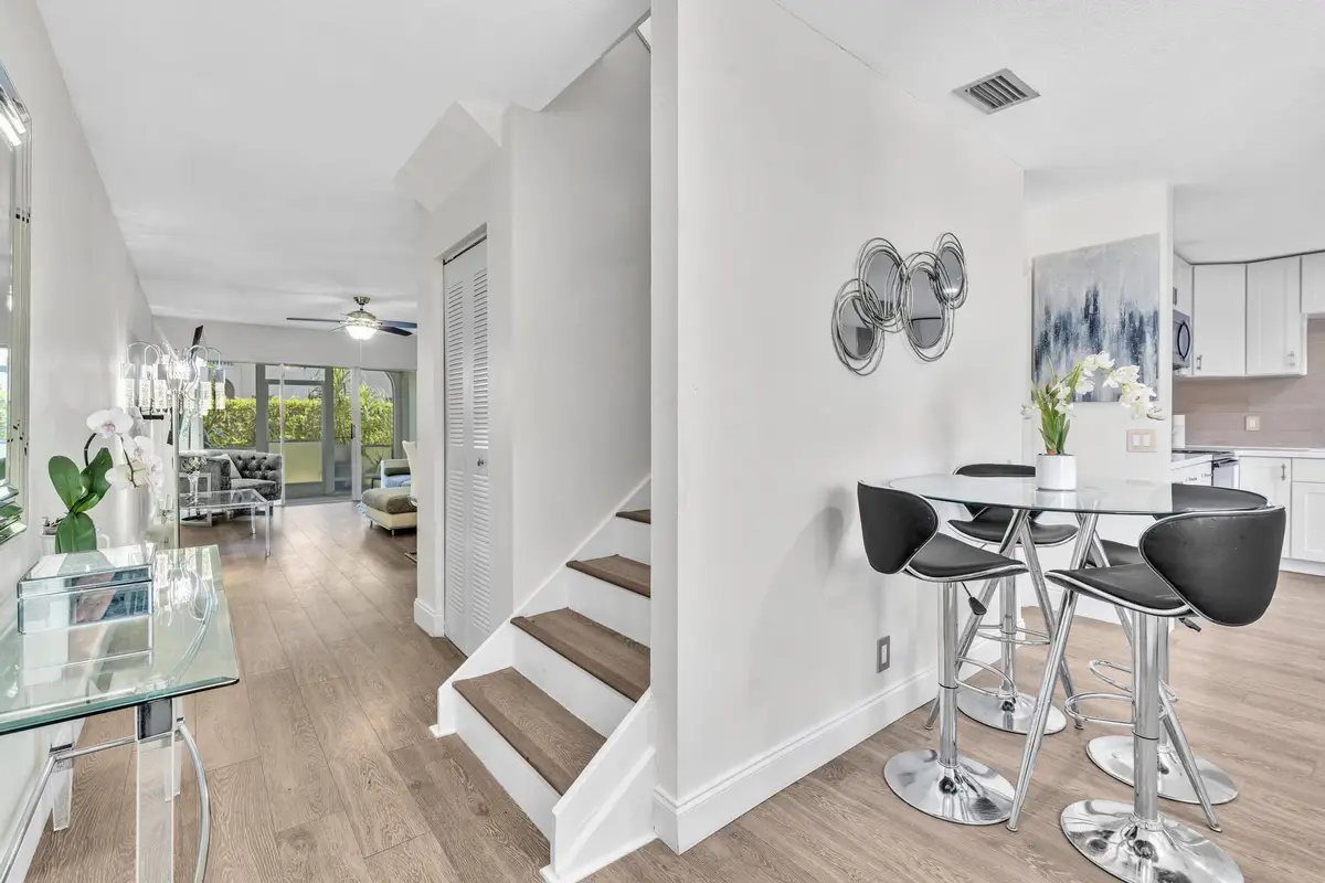 6663 Via Regina, Boca Raton, FL 33433 - #1