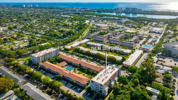 250 NE 20th Street, Boca Raton, FL 33431