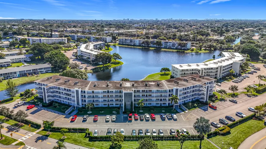 2114 Oakridge V, Deerfield Beach, FL 33442 - #2