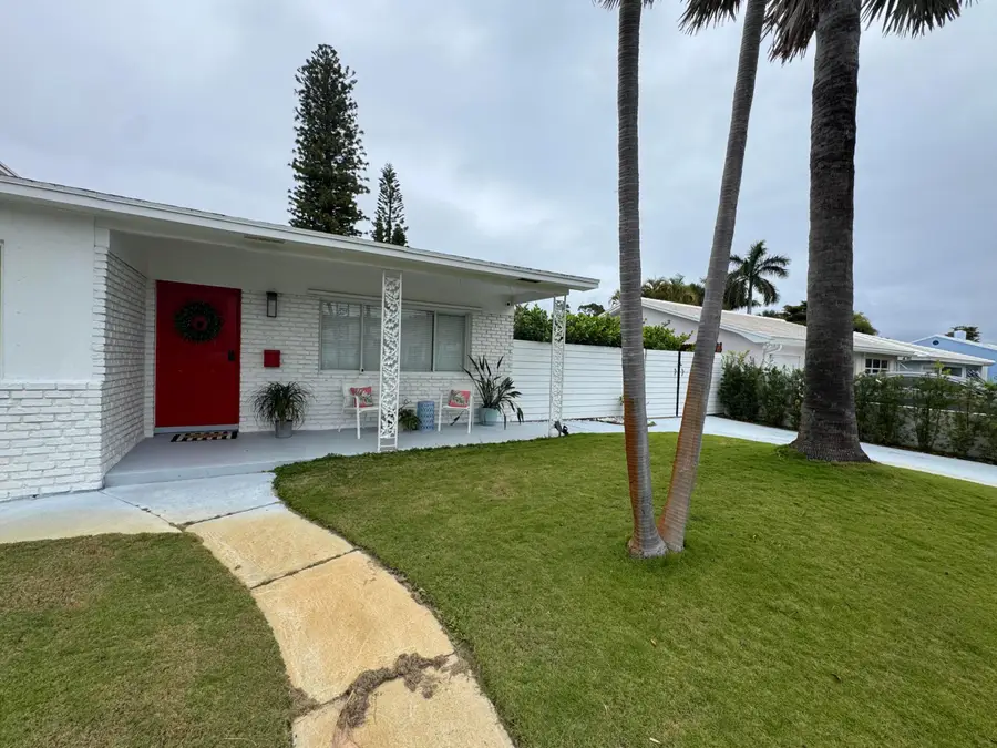 92 S 18th Ave Avenue S, Lake Worth Beach, FL 33460 - #2