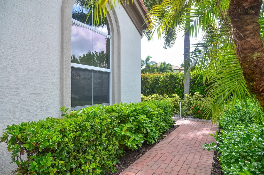 9720 Phipps Lane, Wellington, FL 33414 - #3