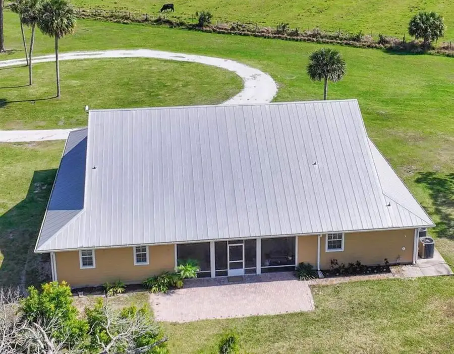 6045 21st Street Sw, Vero Beach, FL 32968 - #2