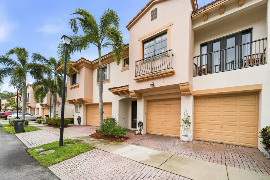 4742 Grand Cypress Circle N, Coconut Creek, FL 33073 - #3