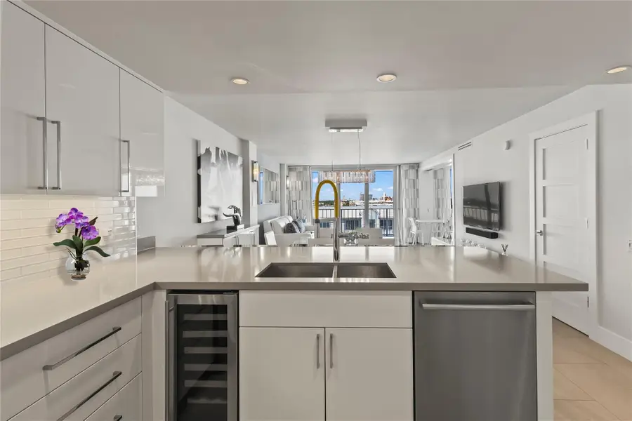 800 SE 20th Avenue #809, Deerfield Beach, FL 33441 - #3