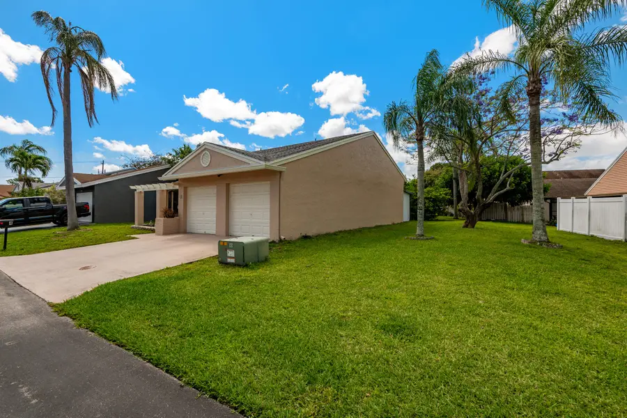4 Verwood Way, Boynton Beach, FL 33426 - #2