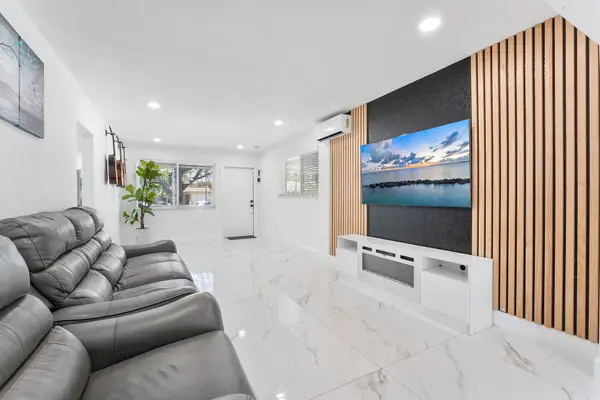 822 S C Street, Lake Worth Beach, FL 33460