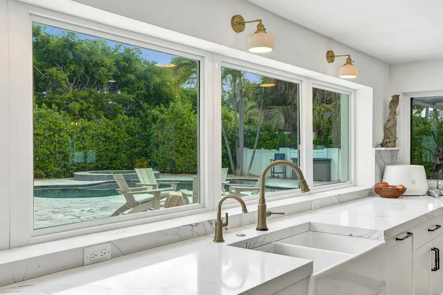 2421 NE 12th Street, Fort Lauderdale, FL 33304 - #3