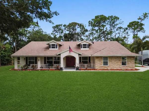 15590 N 77th Pl Place N, The Acreage, FL 33470
