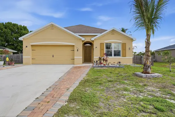 1031 SW Alexandria Avenue, Port St Lucie, FL 34953