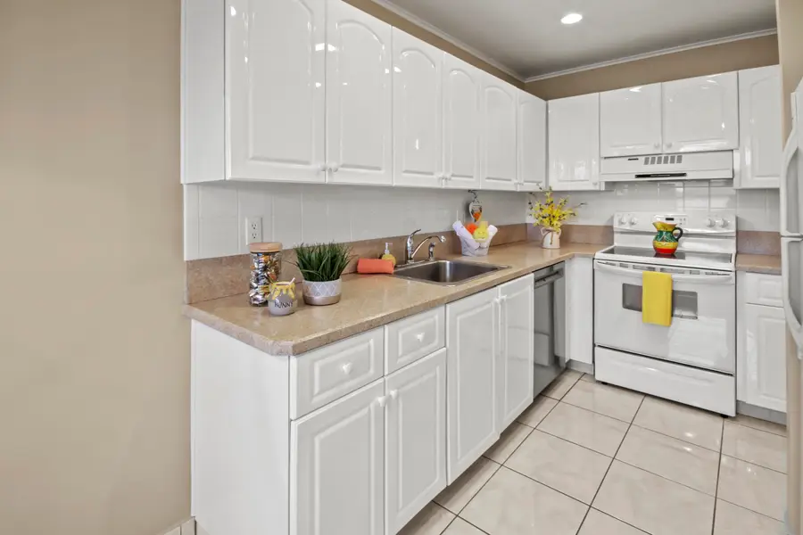 1421 NW 20th Avenue, Delray Beach, FL 33445 - #3