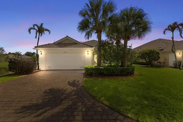 10949 SW Blue Mesa Way, Port St Lucie, FL 34987