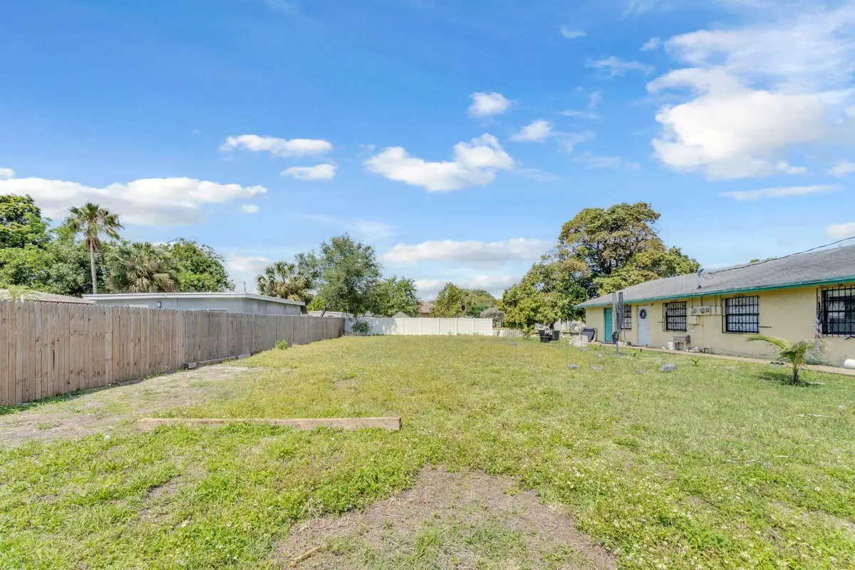 625 NW 15th Avenue, Pompano Beach, FL 33069 - #1