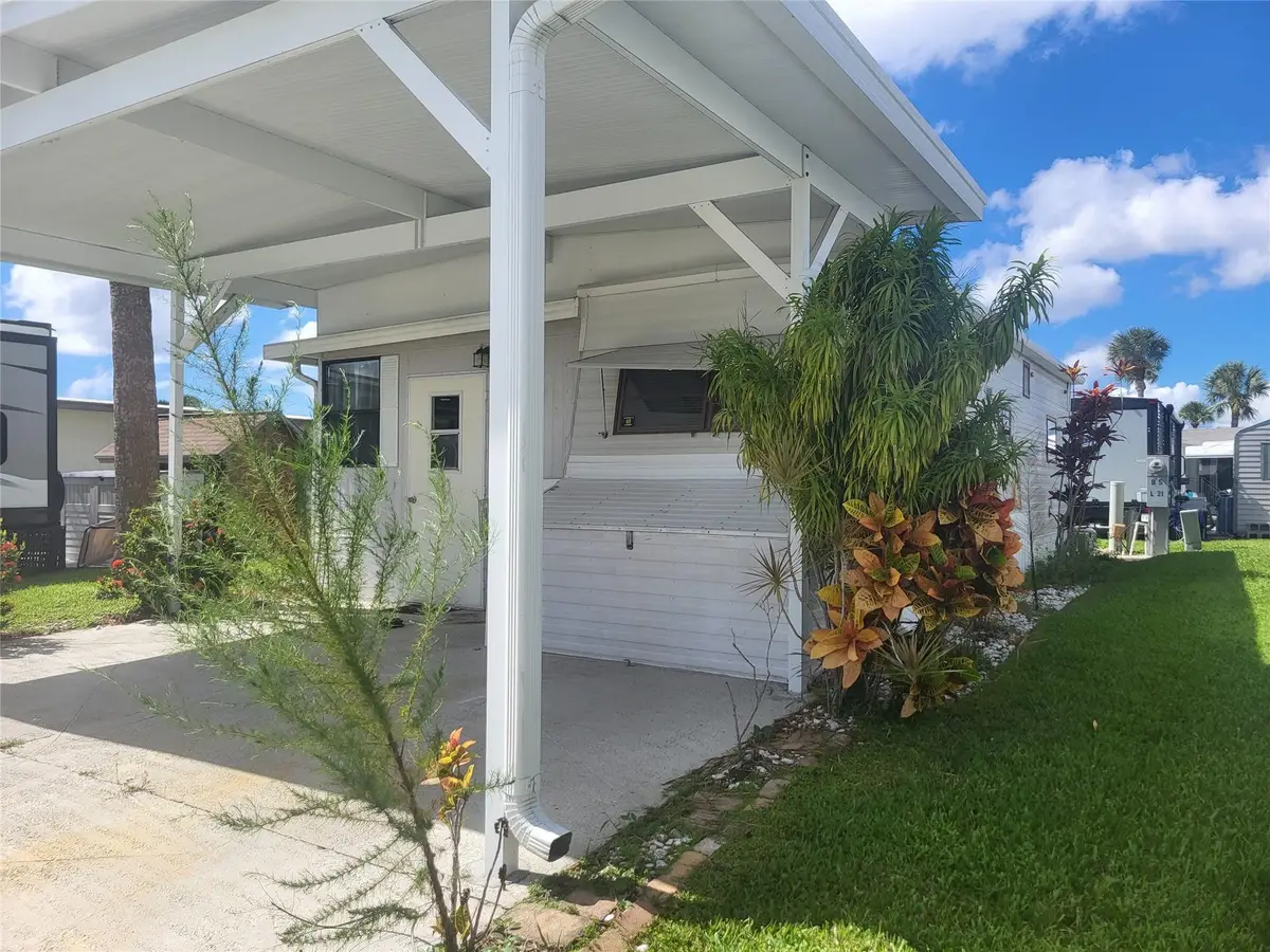 6502 SE 54th Lane, Okeechobee, FL 34974 - #1