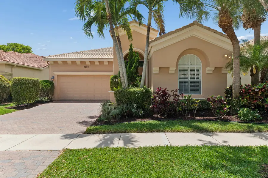 9258 Via Elegante, Wellington, FL 33411 - #2