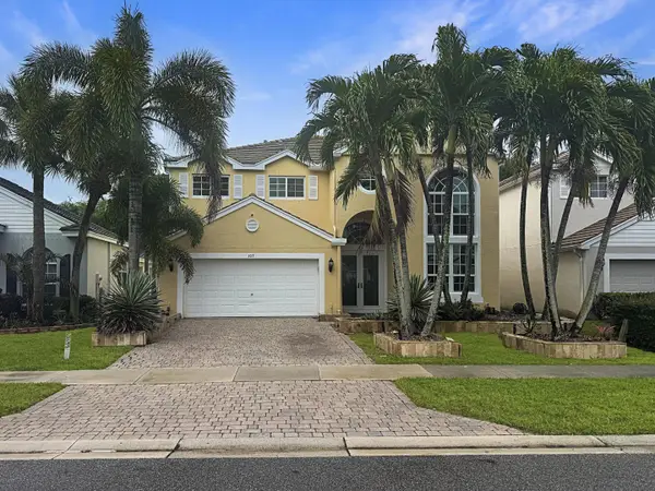 307 Berenger Walk, Royal Palm Beach, FL 33414