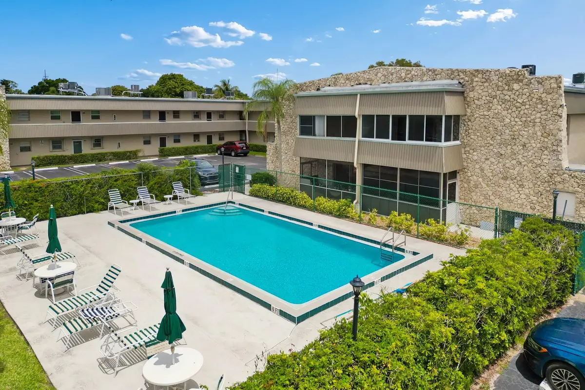 126 Sparrow Drive #10b, Royal Palm Beach, FL 33411 - #1