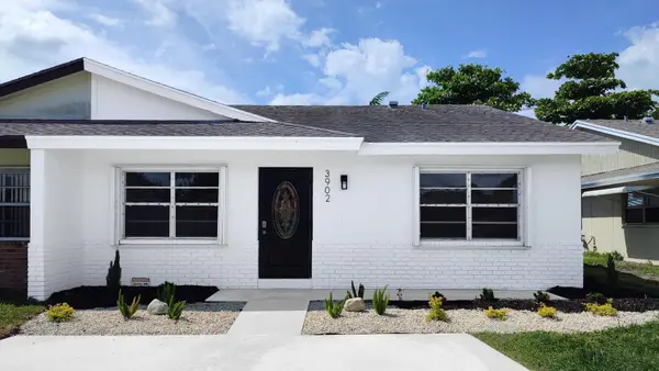 3902 Harwood Street, West Palm Beach, FL 33403