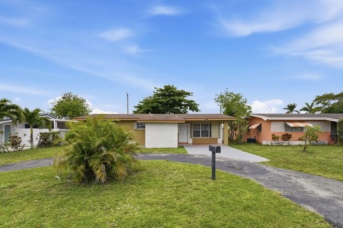 2712 Alcazar Drive, Miramar, FL 33023 - #1