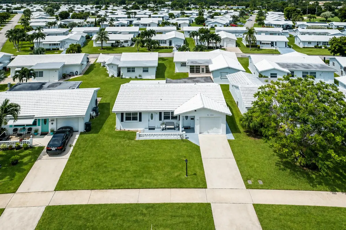 517 SW 18th Street, Boynton Beach, FL 33426 - #1