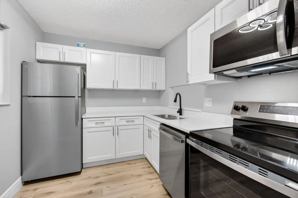 5430 Las Verdes Circle, Delray Beach, FL 33484 - #1