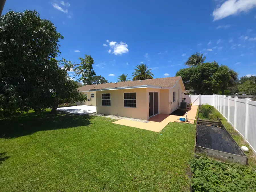 4554 Franwood Drive, Delray Beach, FL 33445 - #3