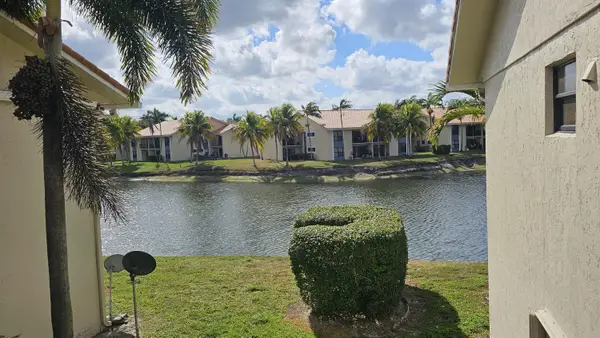 1517 Lake Crystal Drive #E, West Palm Beach, FL 33411