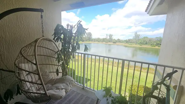 1145 Golden Lakes Boulevard #725, West Palm Beach, FL 33411