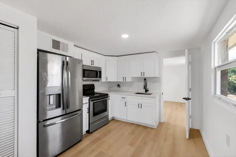 1537 E Breezy Lane, West Palm Beach, FL 33417 - #3