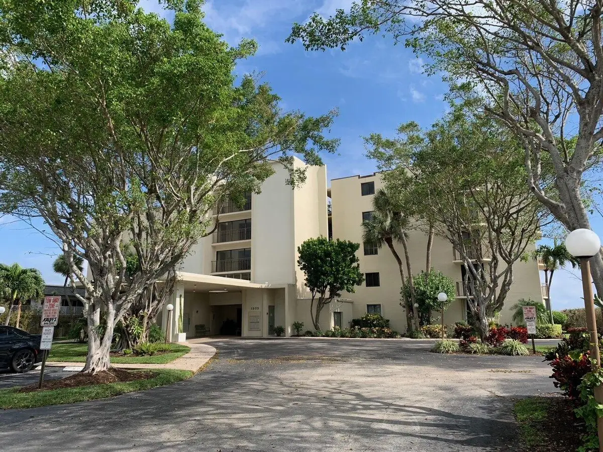 1202 S Lake Drive #502, Lantana, FL 33462 - #1