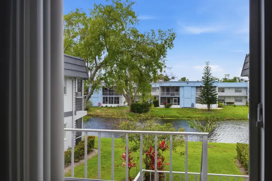 376 Saxony H, Delray Beach, FL 33446 - #2