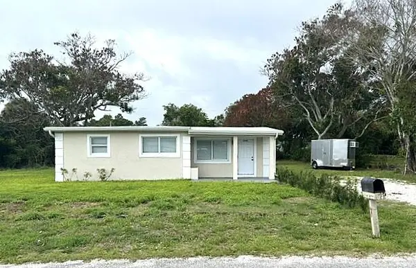 8658 SE Anthion Way, Hobe Sound, FL 33455