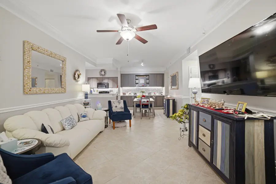 6101 Myrtlewood Circle W, Palm Beach Gardens, FL 33418 - #3