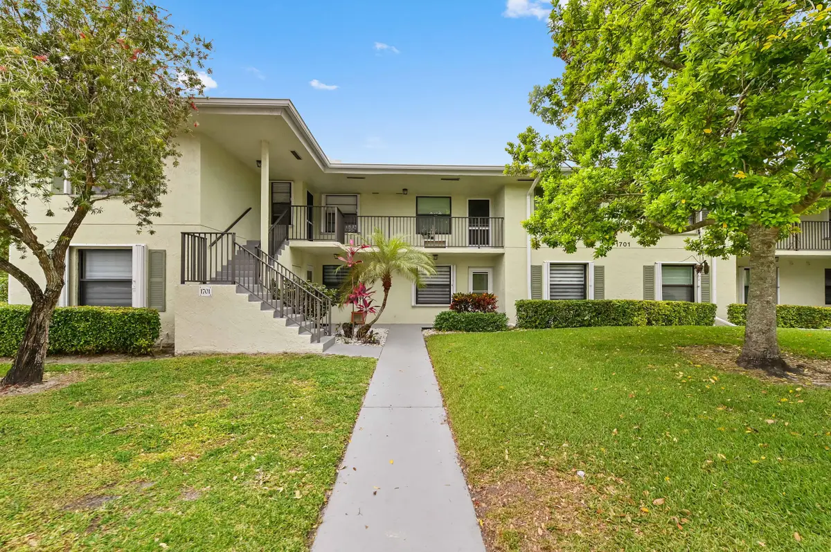 1701 Sabal Ridge Circle #B, Palm Beach Gardens, FL 33418 - #1