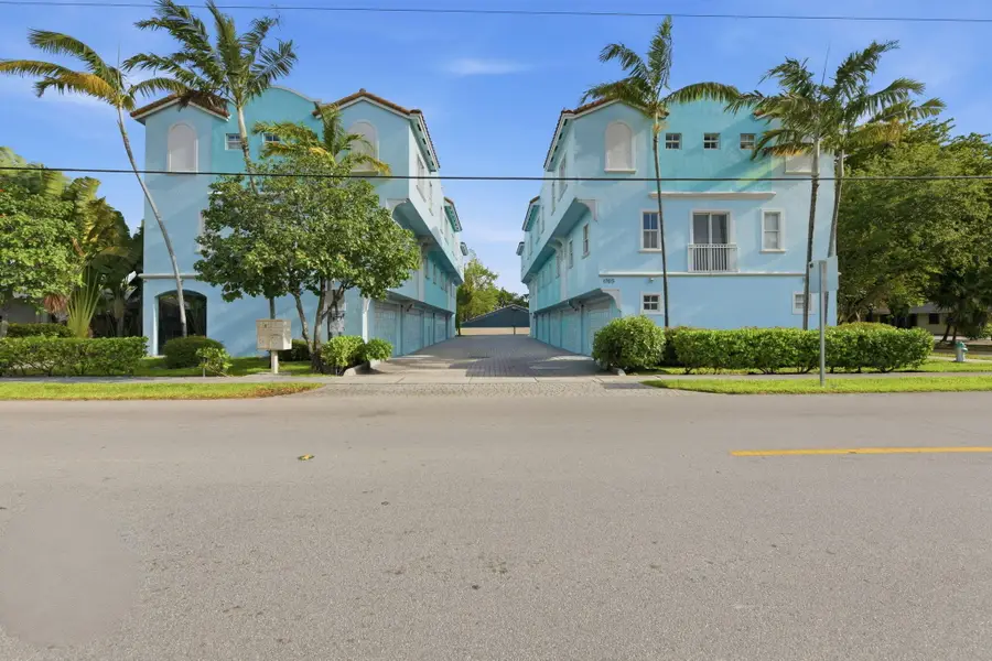 1705 Johnson Street #D, Hollywood, FL 33020 - #2