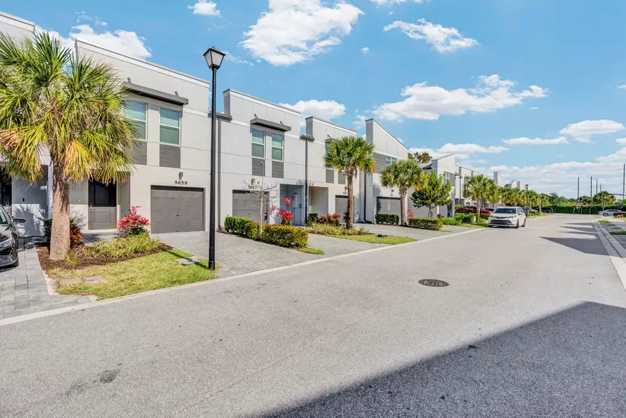 5659 Enclave Drive, Riviera Beach, FL 33407 - #2