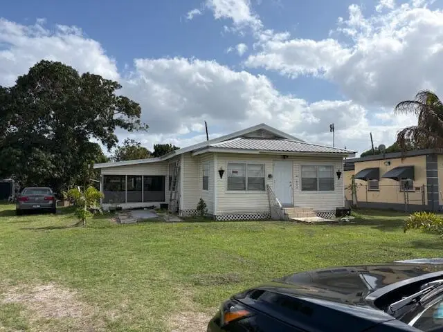 522 E Ventura Avenue, Clewiston, FL 33440 - #1