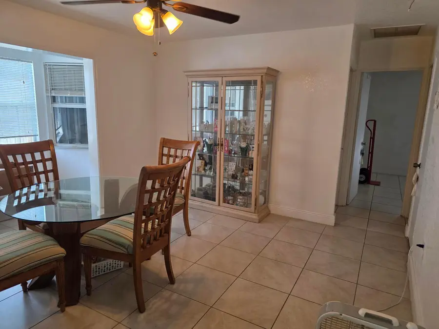 7 Miller Road, Palm Springs, FL 33461 - #3