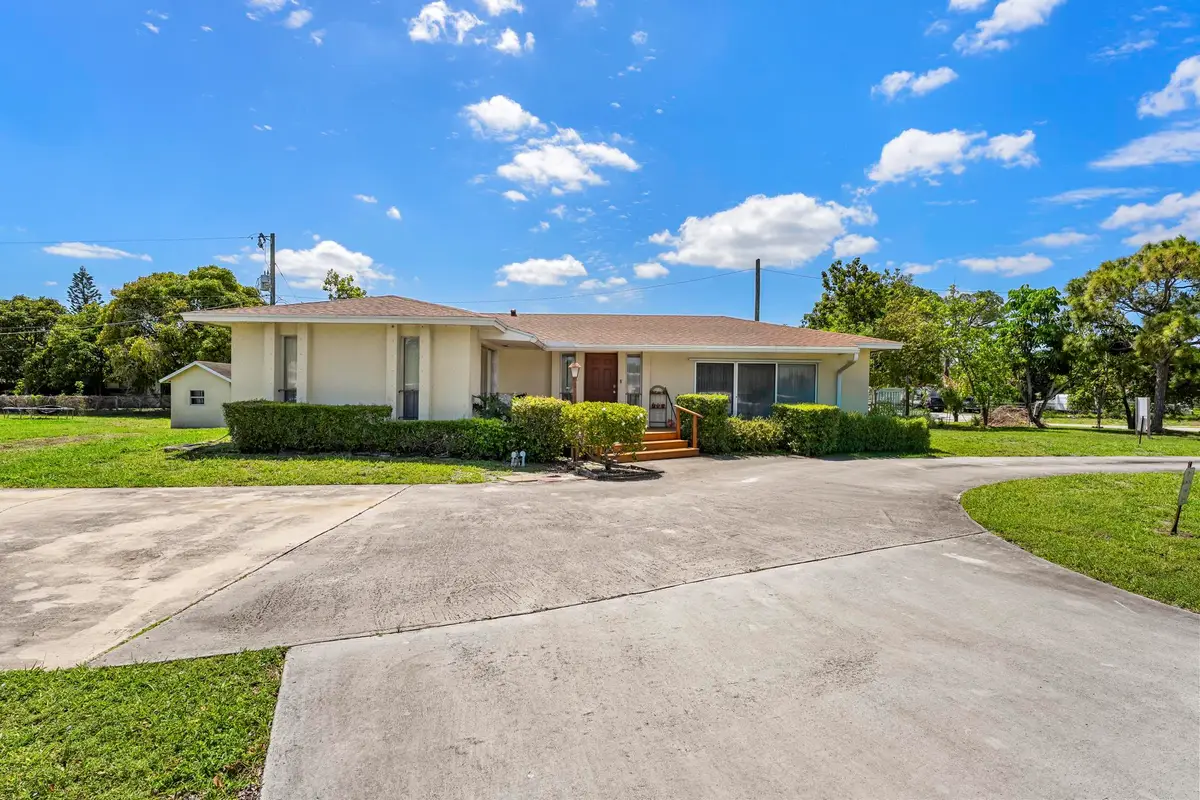 1675 E Breezy Lane, West Palm Beach, FL 33417 - #1