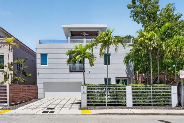 915 SE 2nd Court, Fort Lauderdale, FL 33301