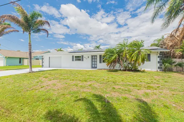 417 SE Verada Avenue, Port St Lucie, FL 34983
