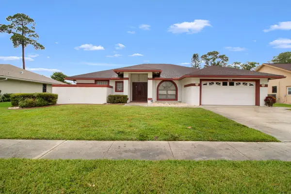 132 Kings Way, Royal Palm Beach, FL 33411