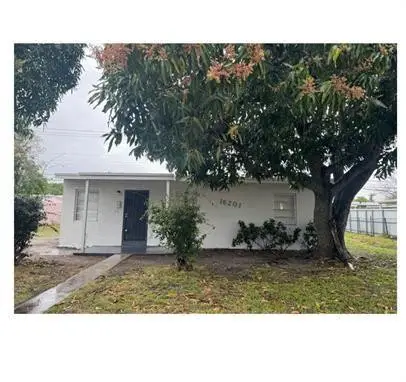 16201 NW 27th Avenue Nw #16201, Opa Locka, FL 33054