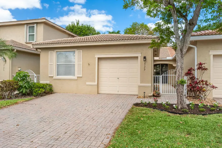 2179 Man Of War, West Palm Beach, FL 33411 - #2