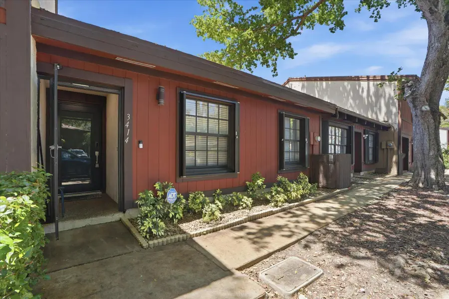 3414 Freedom Drive, Hollywood, FL 33021 - #2