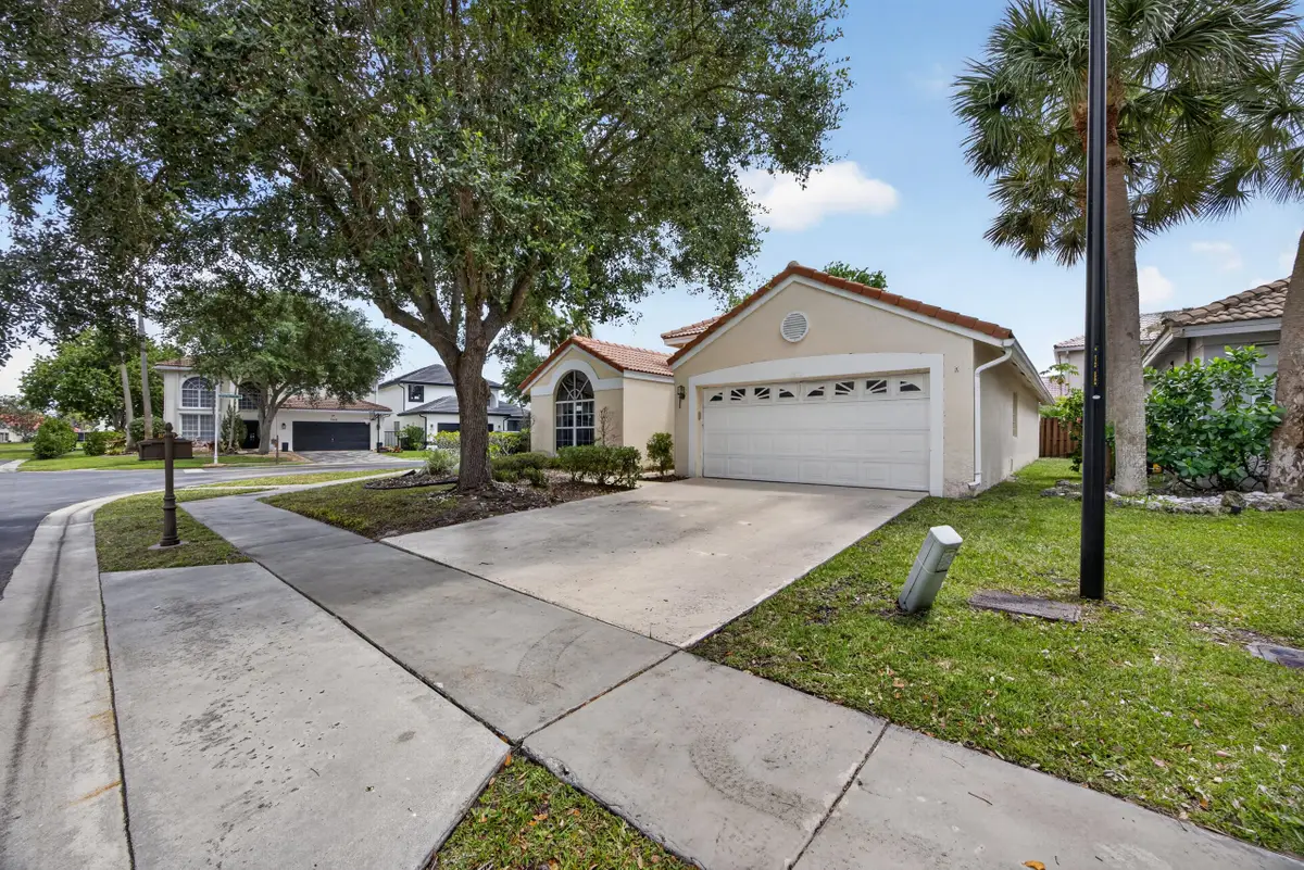 10870 Old Bridgeport Lane, Boca Raton, FL 33498 - #1